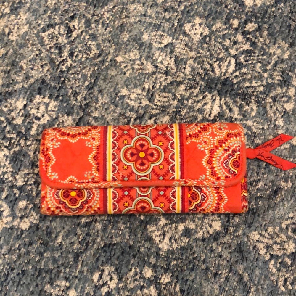 Vera Bradley bifold wallet